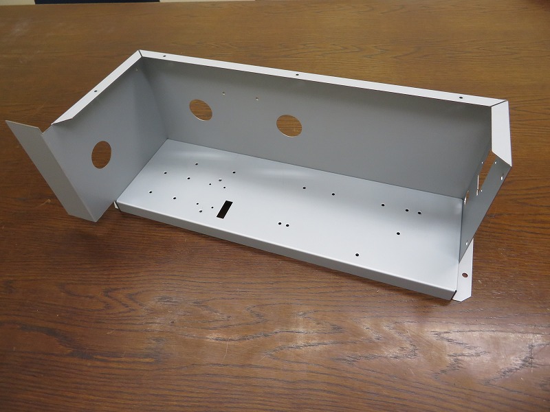 保冷装置用 電装ボックス（板金加工品）