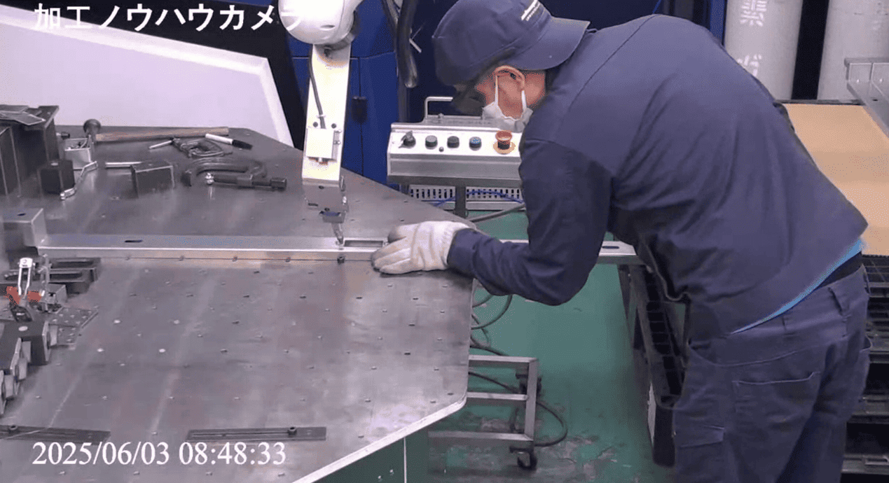 アルファJULIA溶接：縦フレーム