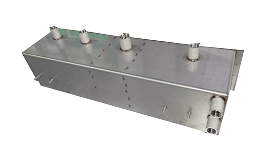 溶接後の濡れ検査（カラーチェック）